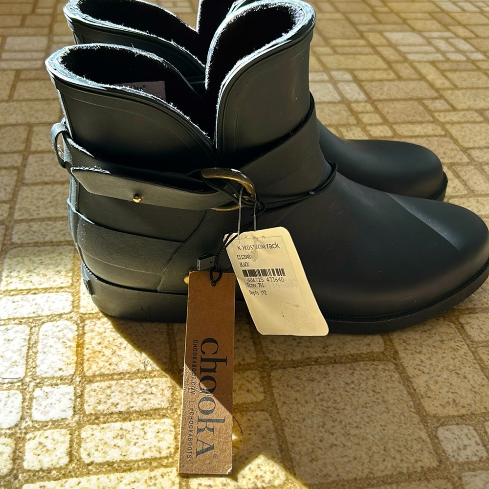 NWT Chooka rain boots